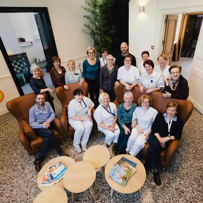 Het team van palliatieve zorgeenheid De Rank in Asse staat altijd klaar voor de patiënten en hun familie.