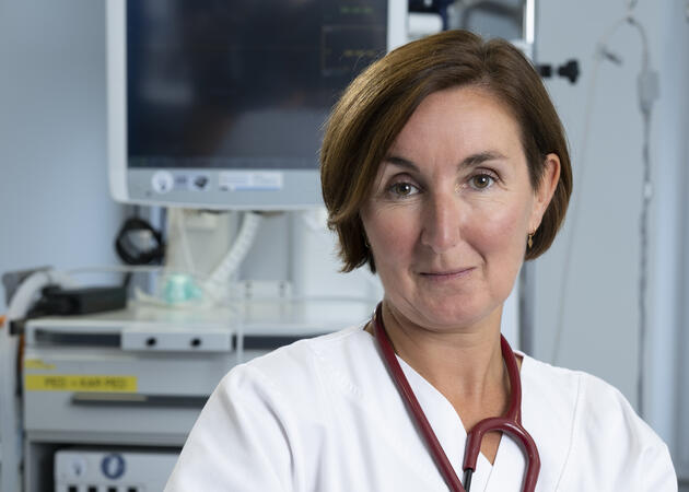 Dr Kathleen De Leeuw